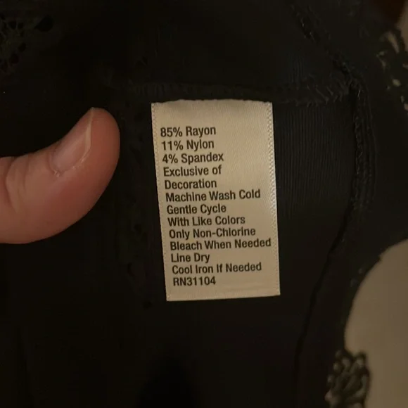 The Limited black, size L, lace like detailing in top and bottom - Picture 7 of 8